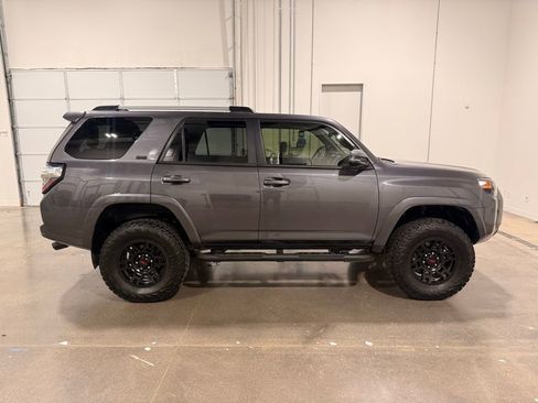 Used 2023 Toyota 4Runner SR5 Premium w/ Moonroof Package image 4