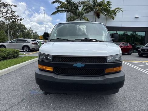 Used 2021 Chevrolet Express 2500 RWD image 29