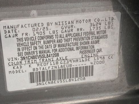Used 2025 Nissan Versa SV FWD image 33