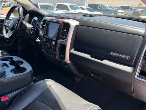 Used 2018 RAM 2500 Laramie w/ Convenience Group AWD/4WD image 24