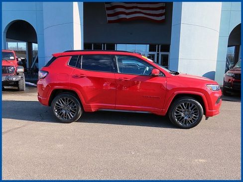 Certified 2022 Jeep Compass Limited w/ (RED) Package image 1