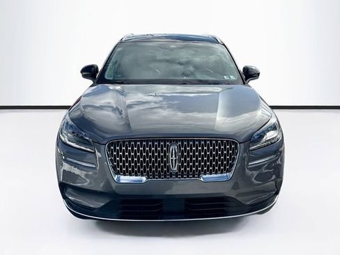 Used 2022 Lincoln Corsair AWD w/ Premium Package image 2