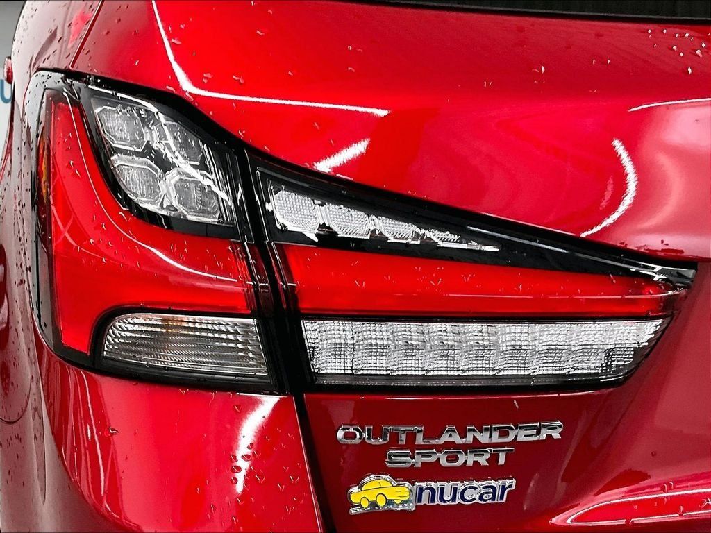 Used 2024 Mitsubishi Outlander Sport ES AWD/4WD image 31