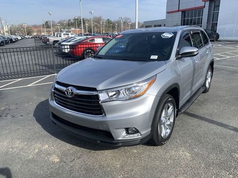 Used 2016 Toyota Highlander Limited image 4