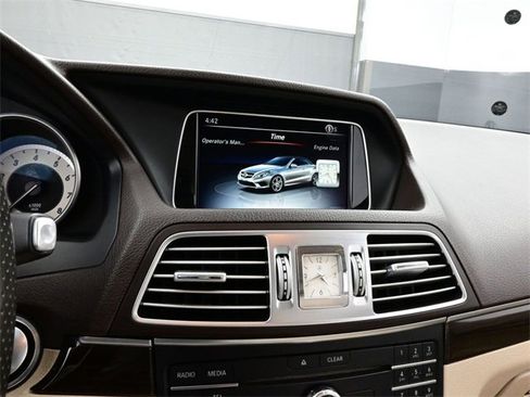 Used 2017 Mercedes-Benz E 400 Cabriolet image 10