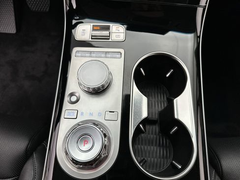 Certified 2026 Genesis GV70 2.5T image 20