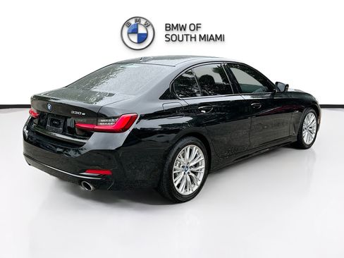 Used 2023 BMW 330e 330e w/ Premium Package image 7