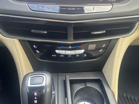 Used 2019 Cadillac CT6 Luxury w/ Driver Awareness Package image 19