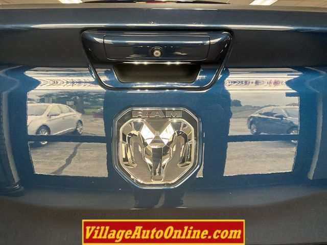 Used 2023 RAM 1500 Limited w/ Body Color Bumper Group AWD/4WD image 29