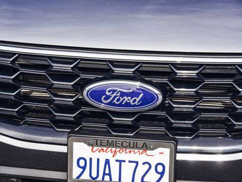 Used 2025 Ford Escape ST-Line w/ Equipment Group 301A FWD image 11