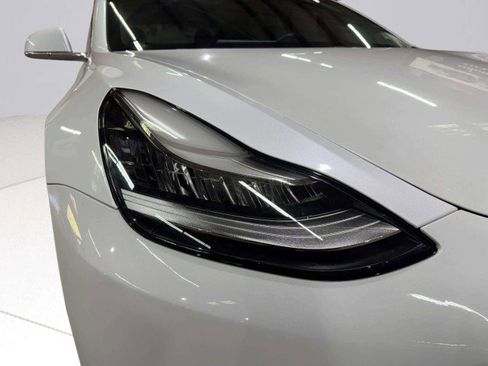 Used 2020 Tesla Model 3 Standard Range Plus image 10