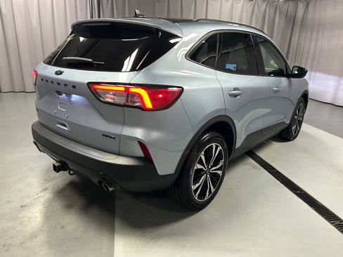 Used 2022 Ford Escape SEL w/ SEL Stealth AWD Package image 7