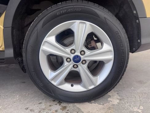 Used 2014 Ford Escape SE image 14