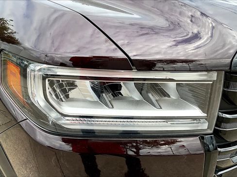 Used 2021 GMC Acadia SLT w/ Elevation Edition image 27