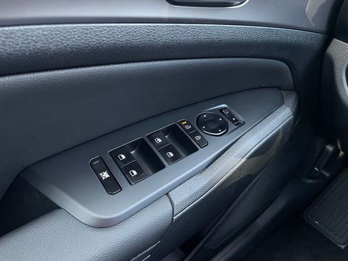 New 2026 Kia Sportage EX w/ EX Panorama Roof Package image 12