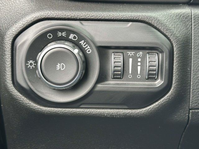 Used 2021 Jeep Wrangler Unlimited Sport AWD/4WD image 30