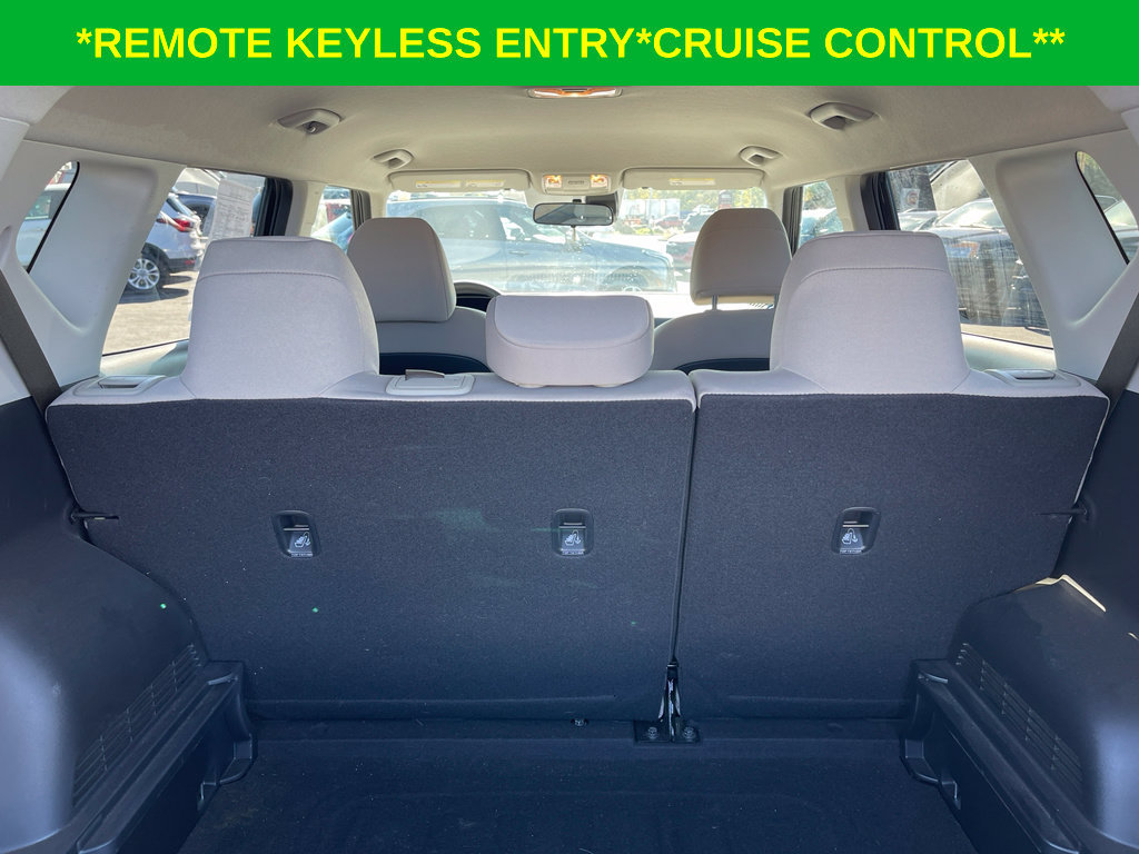 Used 2025 Kia Soul LX FWD image 9