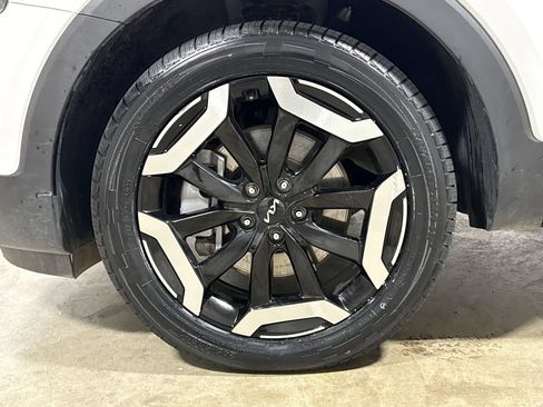 Used 2025 Kia Telluride S AWD/4WD image 29