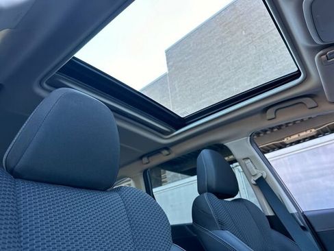 Used 2022 Subaru Forester Premium image 20