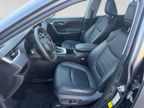 Used 2023 Toyota RAV4 XLE Premium AWD/4WD image 12