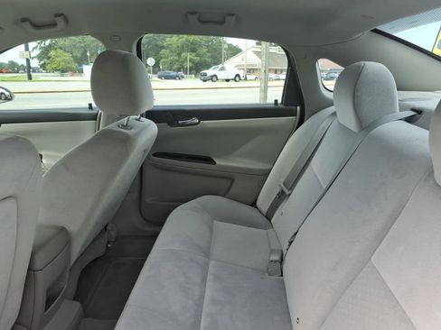 Used 2016 Chevrolet Impala Limited LS FWD image 10