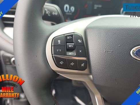 Used 2026 Ford Explorer Active RWD image 17