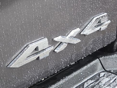 Used 2024 RAM 2500 Laramie w/ Safety Group AWD/4WD image 5