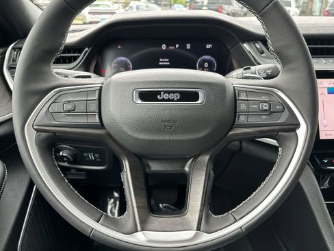 New 2026 Jeep Grand Cherokee L Limited image 12