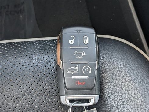 Certified 2019 RAM 1500 Limited image 28