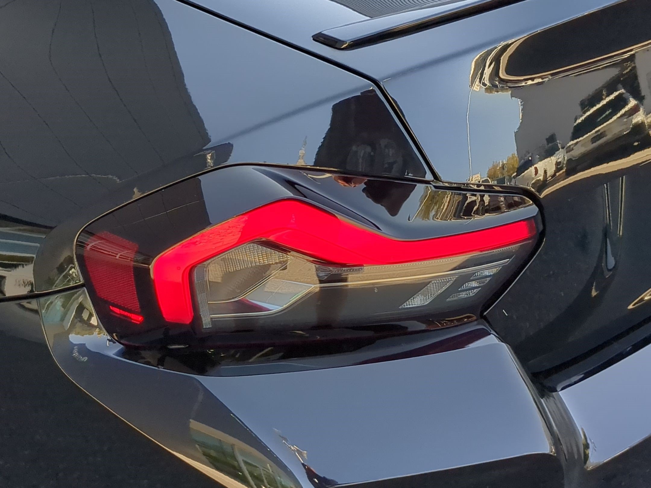 Used 2025 BMW M2 w/ Lighting Package RWD image 10