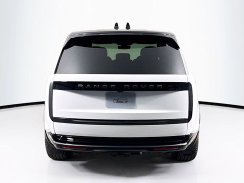New 2026 Land Rover Range Rover Long Wheelbase SE image 6