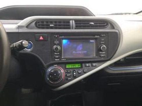 Used 2012 Toyota Prius C Three FWD image 11