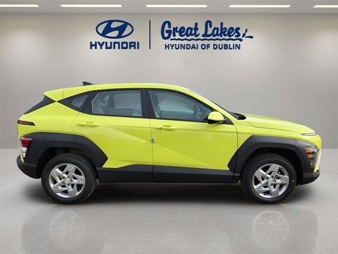 New 2026 Hyundai Kona SE image 6