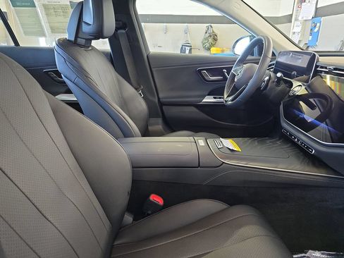 Certified 2026 Mercedes-Benz E 350 Sedan image 11
