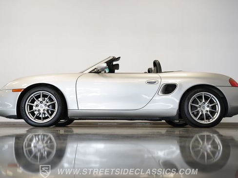 Used 1997 Porsche Boxster image 9