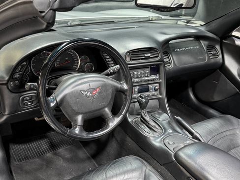 Used 2002 Chevrolet Corvette Convertible w/ Preferred Equipment Group2 image 45