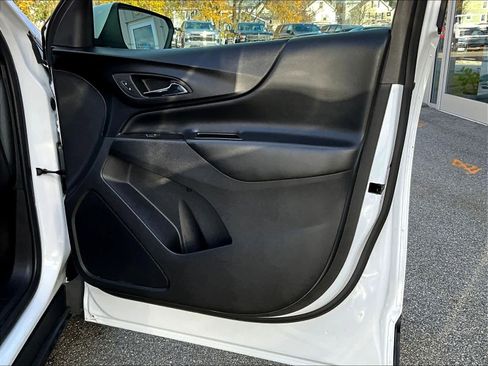 Certified 2024 Chevrolet Equinox LT image 12