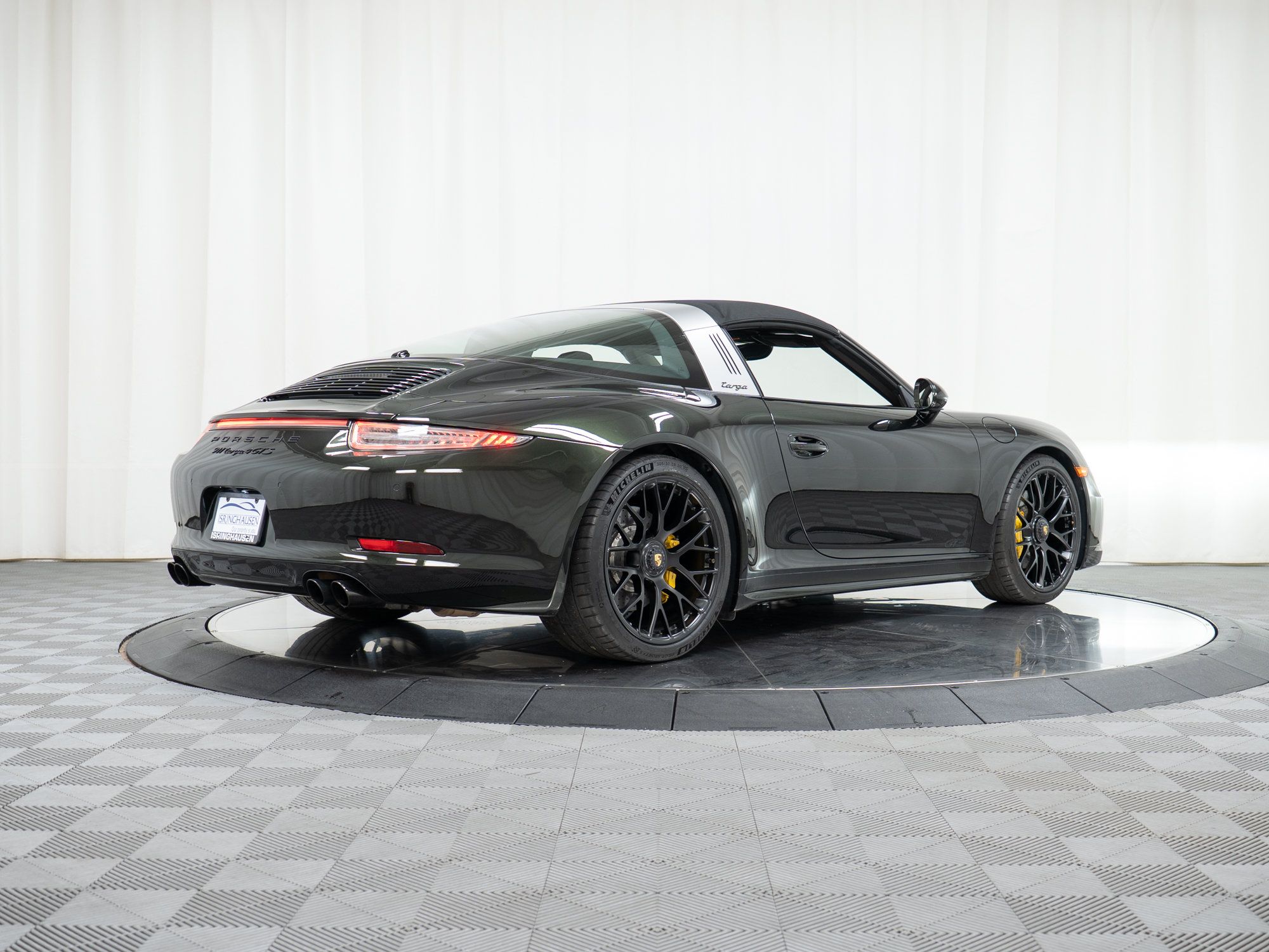 Certified 2016 Porsche 911 Targa 4 GTS AWD/4WD image 46