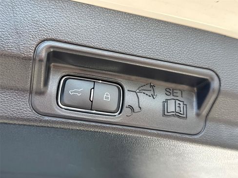 Used 2025 Ford Explorer ST-Line w/ Premium Package RWD image 11