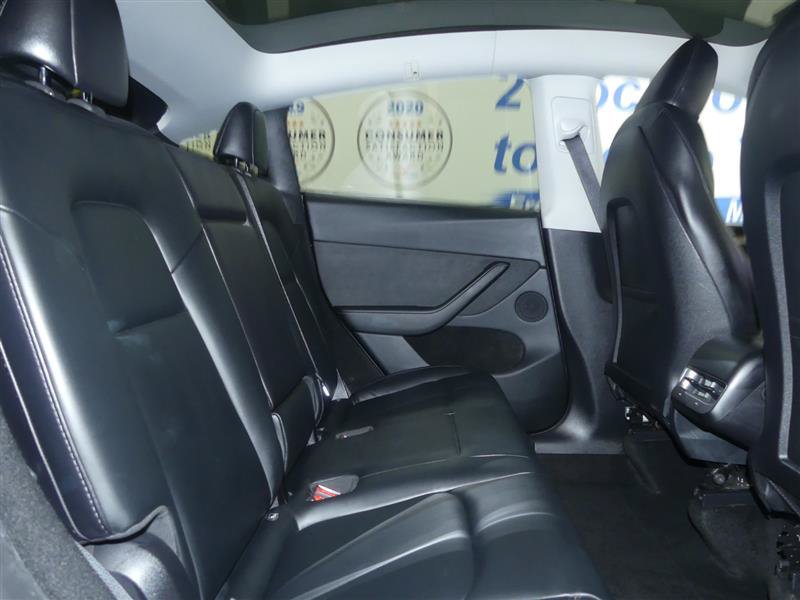 Used 2024 Tesla Model Y Long Range AWD/4WD image 19