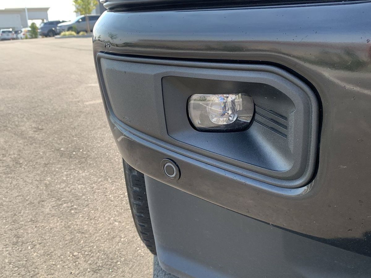 Used 2023 Ford F350 Lariat w/ Lariat Ultimate Package AWD/4WD image 11