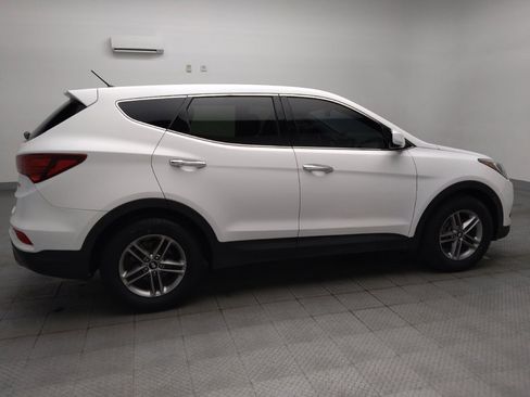 Used 2018 Hyundai Santa Fe Sport FWD image 10