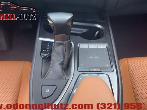 Used 2021 Lexus UX 200 w/ Premium Package FWD image 28