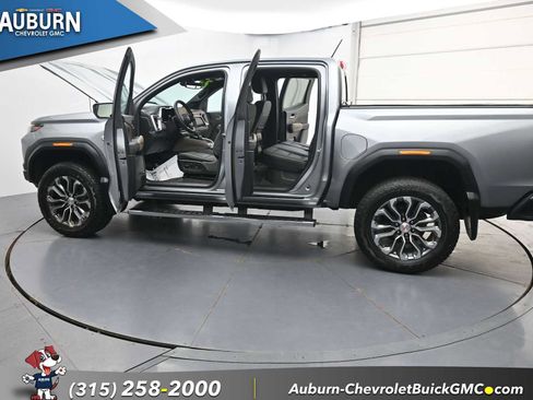 Used 2023 GMC Canyon Denali AWD/4WD image 37