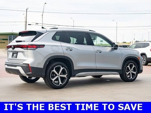 New 2025 Volkswagen Tiguan SE image 6