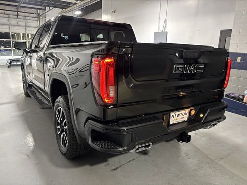 New 2026 GMC Sierra 1500 AT4 image 34