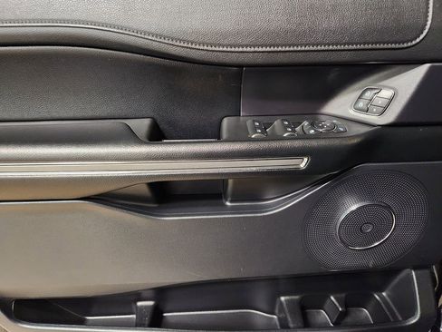 Used 2021 Ford Expedition Max XLT image 45