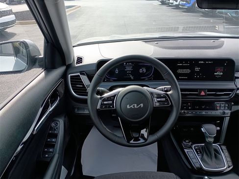 New 2026 Kia Seltos S image 20