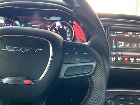 Used 2020 Dodge Challenger R/T image 9