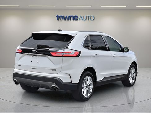 Used 2020 Ford Edge Titanium AWD/4WD image 5